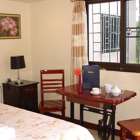 Home Stay Stc Bed And Breakfast Udon Thani Extérieur photo