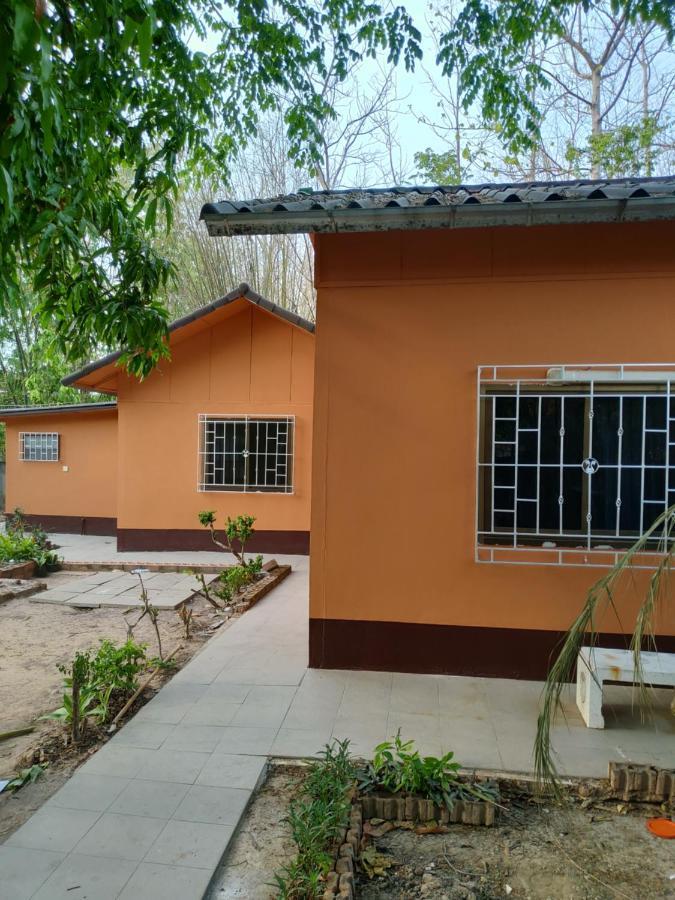 Home Stay Stc Bed And Breakfast Udon Thani Extérieur photo