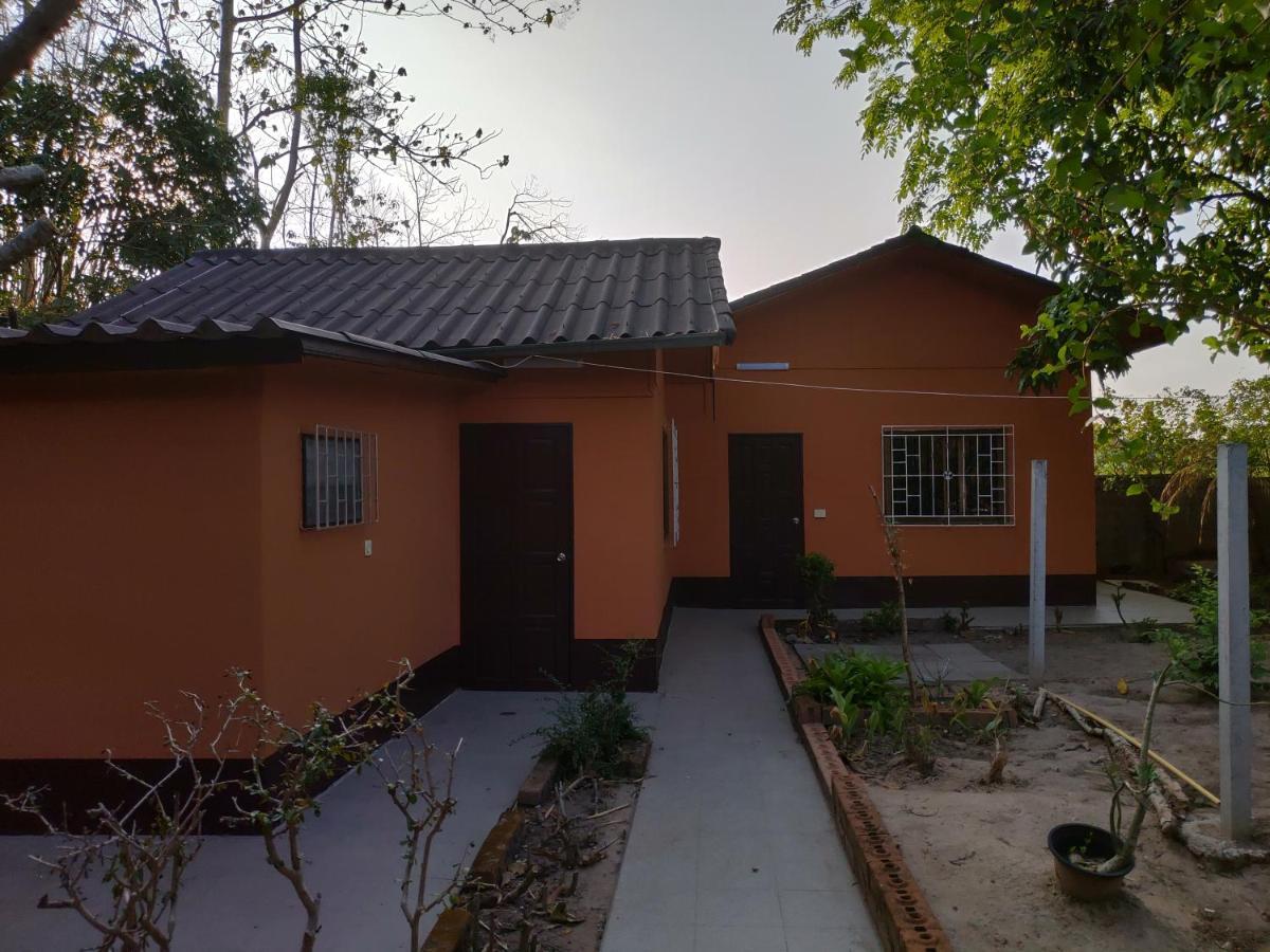 Home Stay Stc Bed And Breakfast Udon Thani Extérieur photo